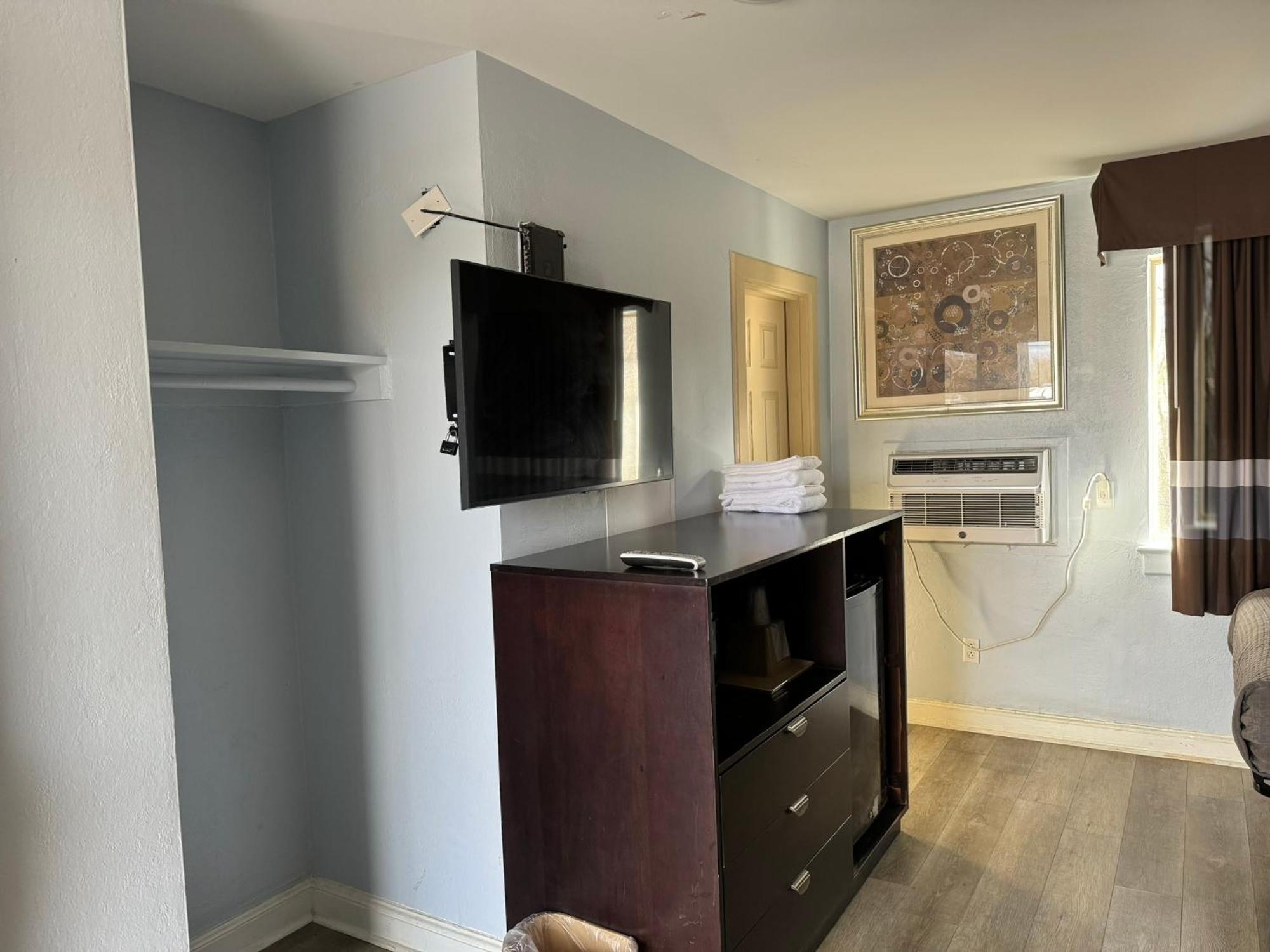 Budget Inn Данвил Екстериор снимка